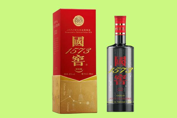 佳木斯前进区回收国窖1573.jpg